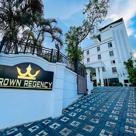 Отель Crown Regency- Бадулла Экстерьер фото